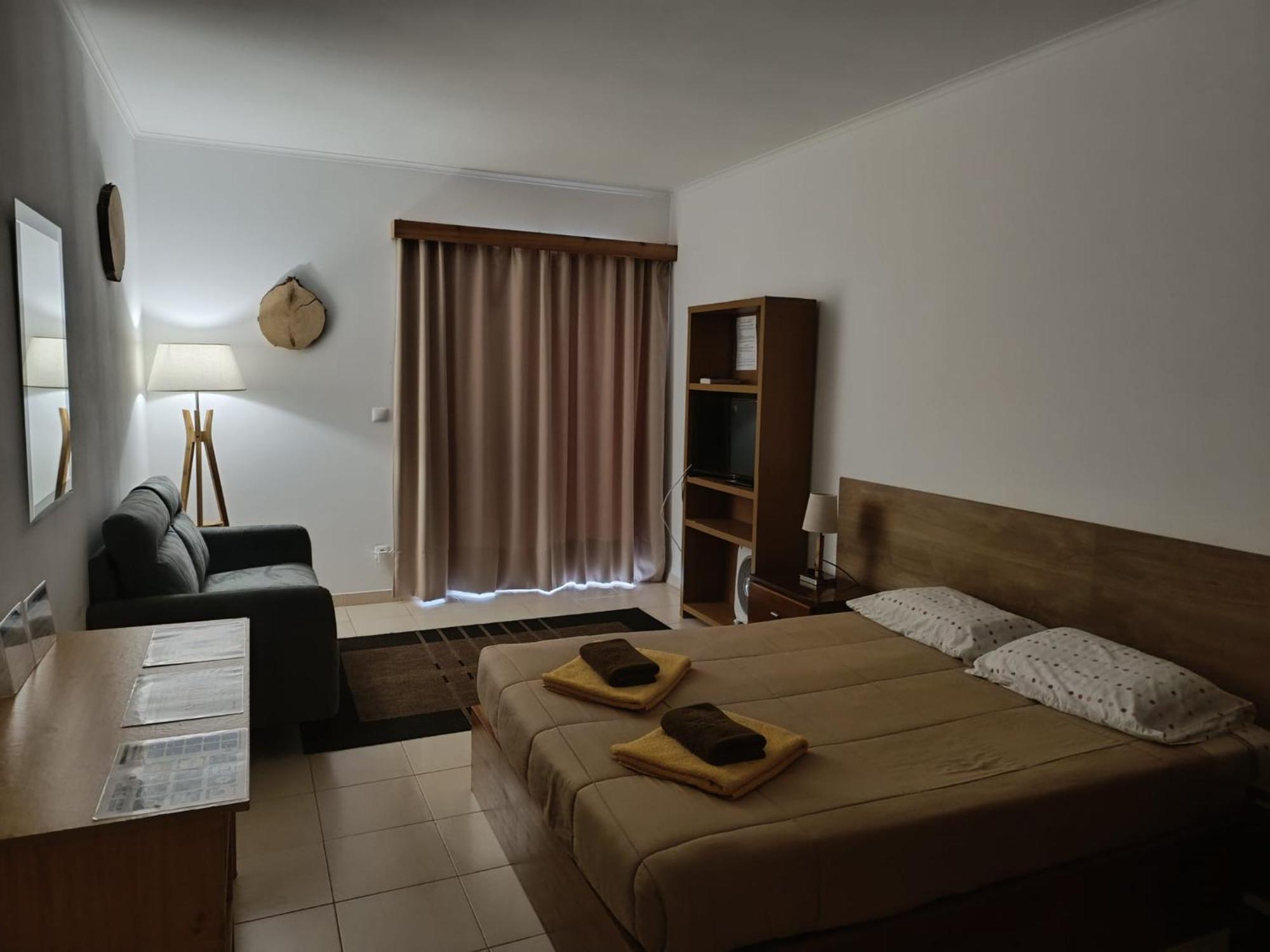 Azores Garden House - Private Suites & Apartments - Automatic Self Check-In Ponta Delgada  Ngoại thất bức ảnh